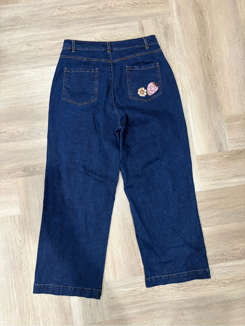 ModCloth X Princess Highway floral embroidered pockets wide leg jeans 14 - Picture 8 of 9